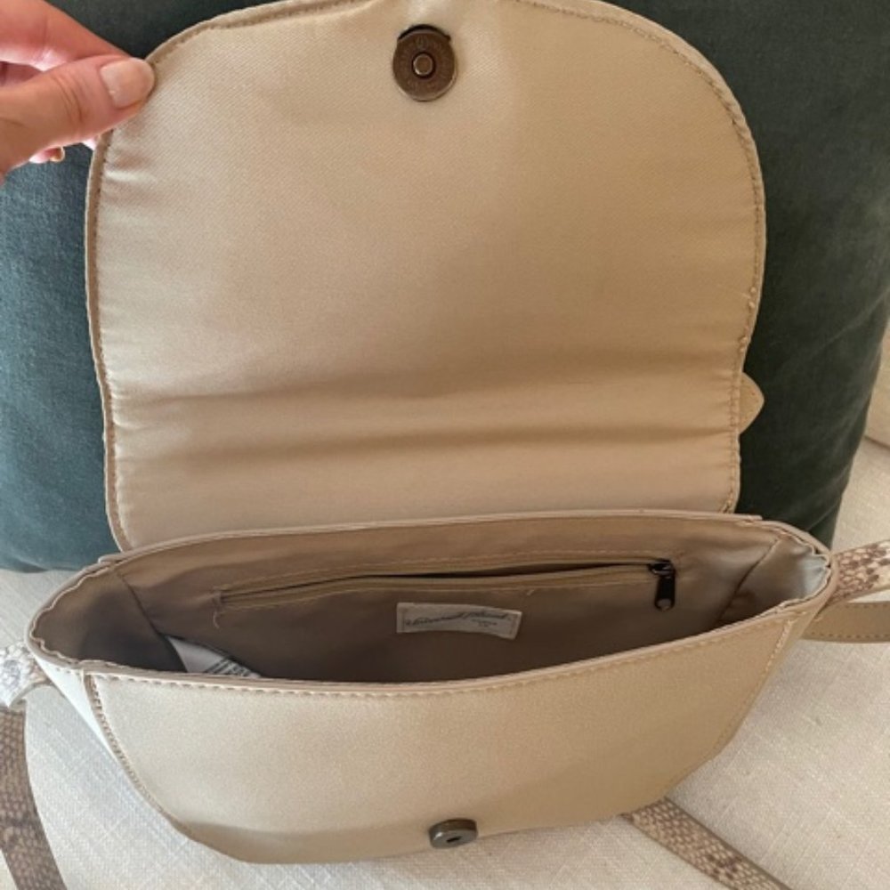 Universal Thread Python Saddle Bag Like New - image 5